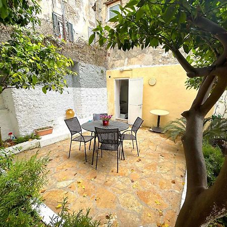 Traditional House With Ivy Garden Korfu Dış mekan fotoğraf