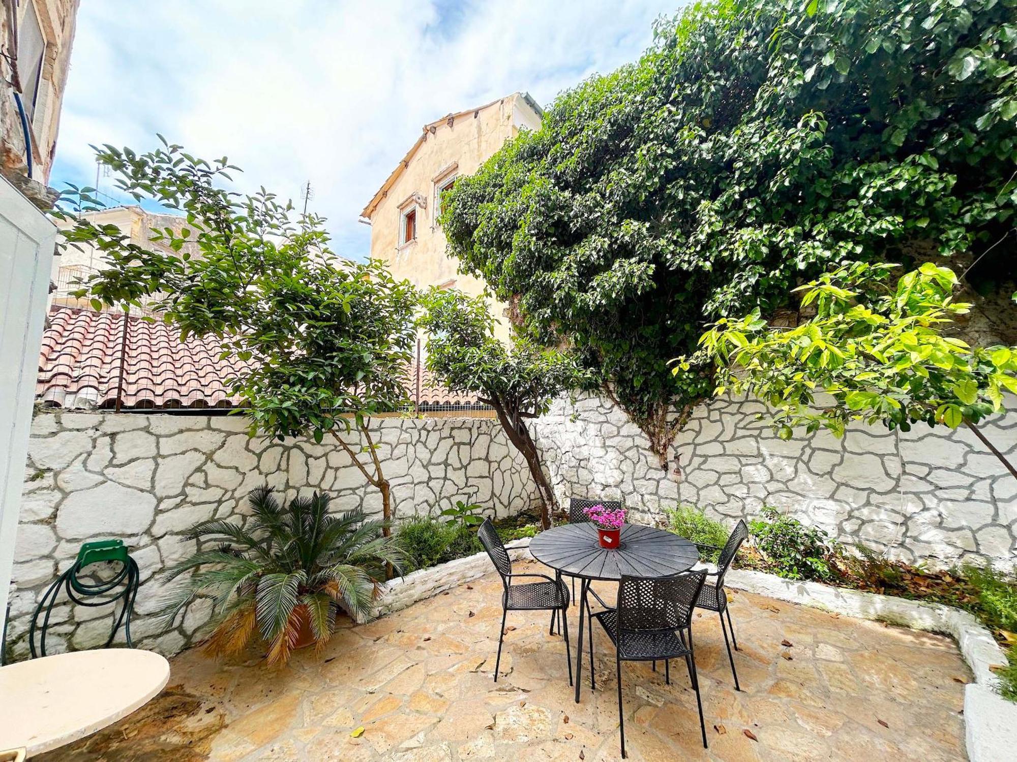 Traditional House With Ivy Garden Korfu Dış mekan fotoğraf